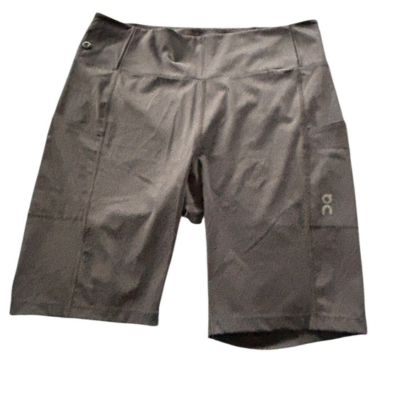 On Running Active Work Out Performance Shorts XL Black Logo 10” Pull On Athletic - Picture 1 of 4